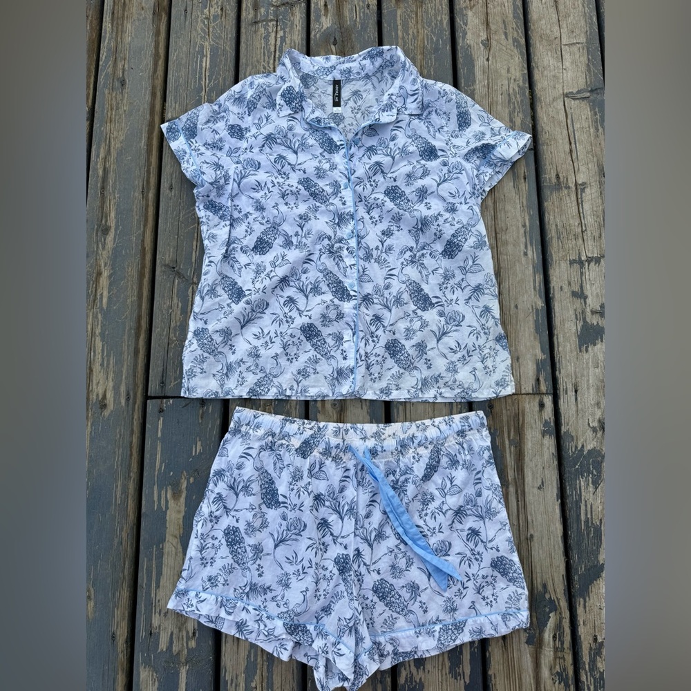 Adore Me Women’s 2-Piece Pajama Set – Botanical Blue Print (Size 1X)